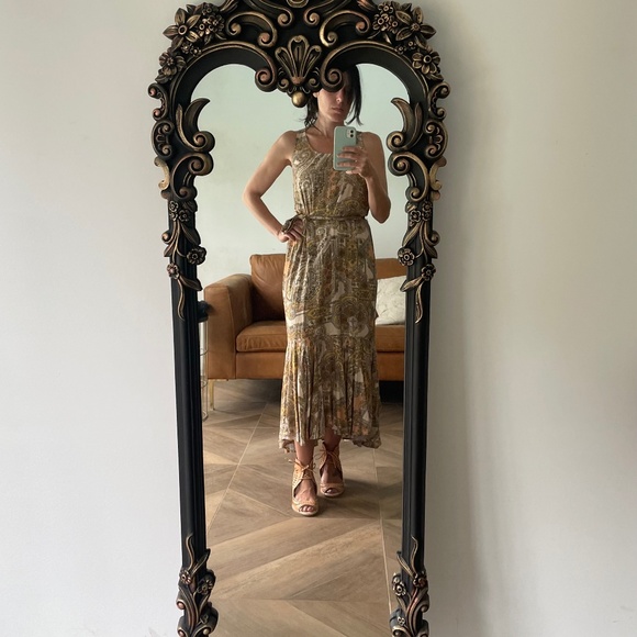 Novella Royale Constance Dress in Geo Paisley - Picture 2 of 3